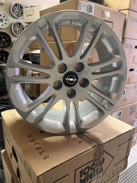 Jantes 18” 5x120 Originais Opel Insignia Vw transporter T5/T6