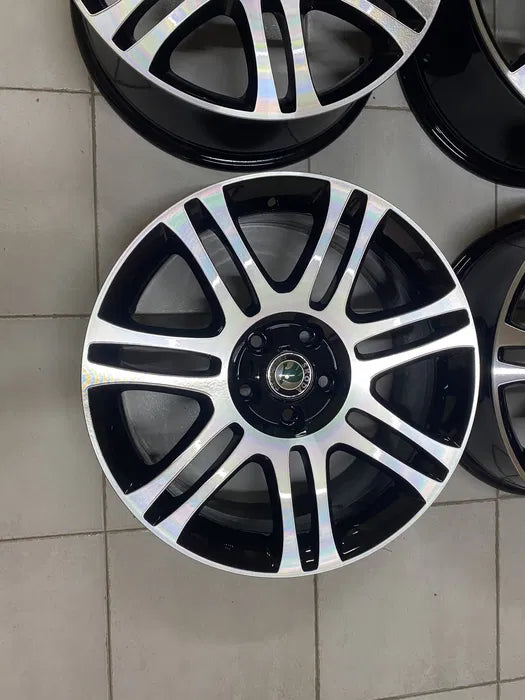 Jantes 18” 5x112 originais skoda octavia vw golf caddy audi a3 passat