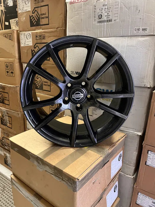 Jantes 18” 5x114.3 renault dacia Toyota honda mitsubishi nissan megane